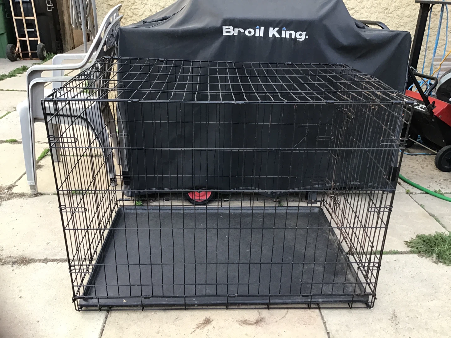 iCrate Home Training System Dog Crate 42" L x 28" W x 30" H
