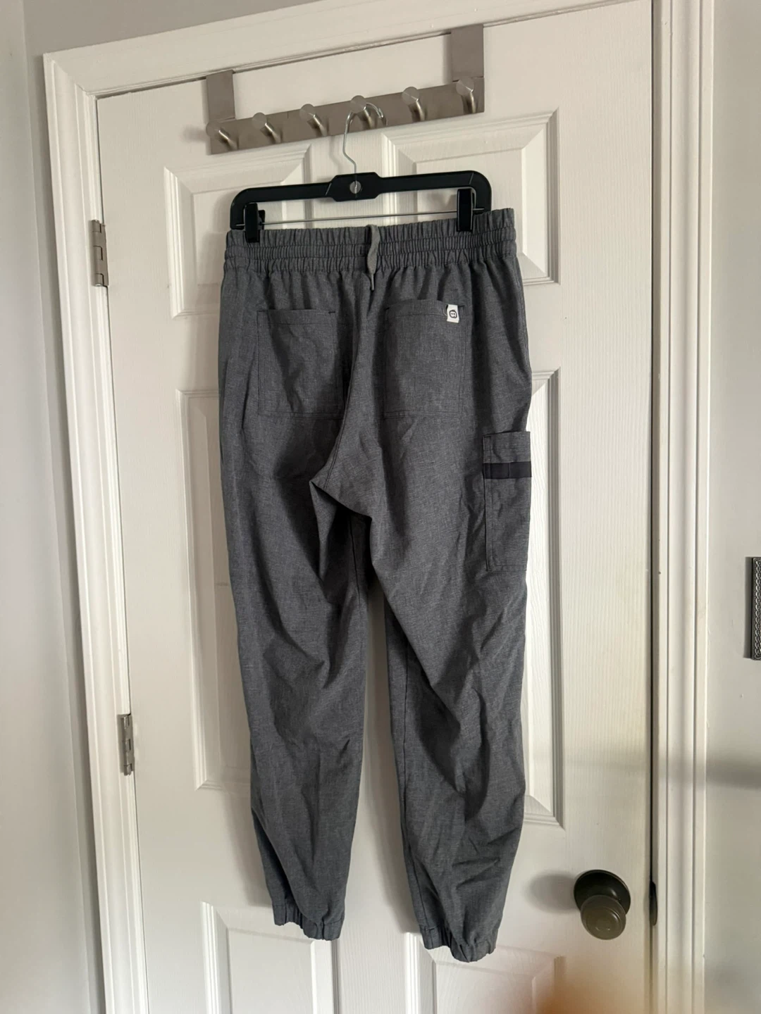 Hanes & Wink  Scrub Top & Jogger Pants - Size L/M - photo 5