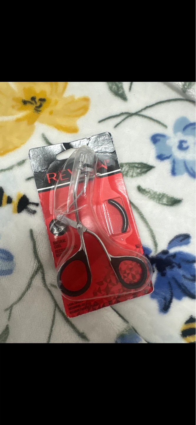 Revlon Lash Curler with Replacement Pad