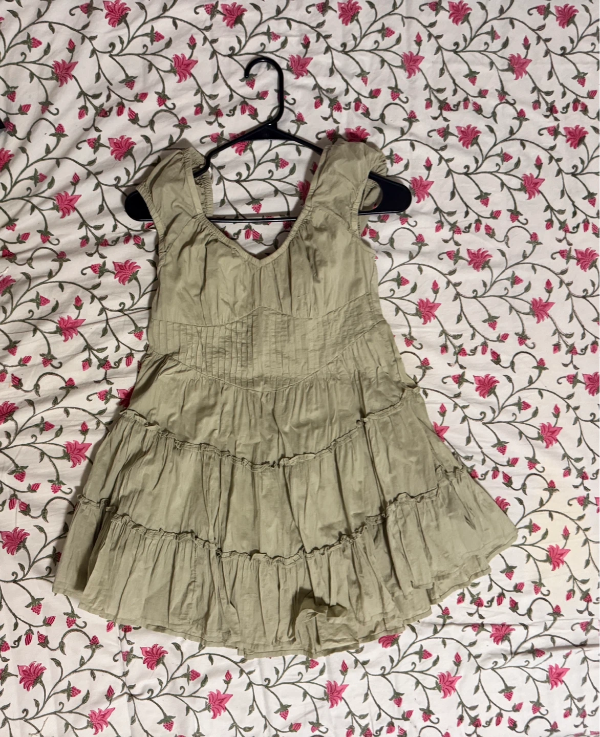 Green COTTON:ON summer dress in Canadian size 8