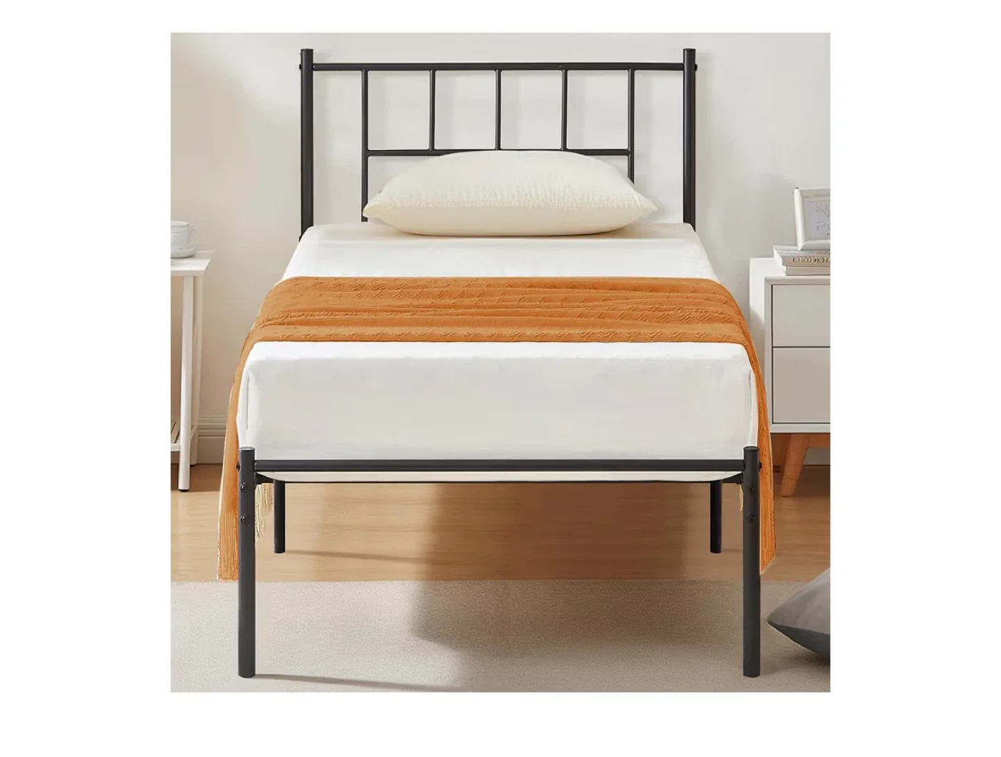 Just 45$ ! Moving Out Offer: Bed Frame (full size) - photo 2