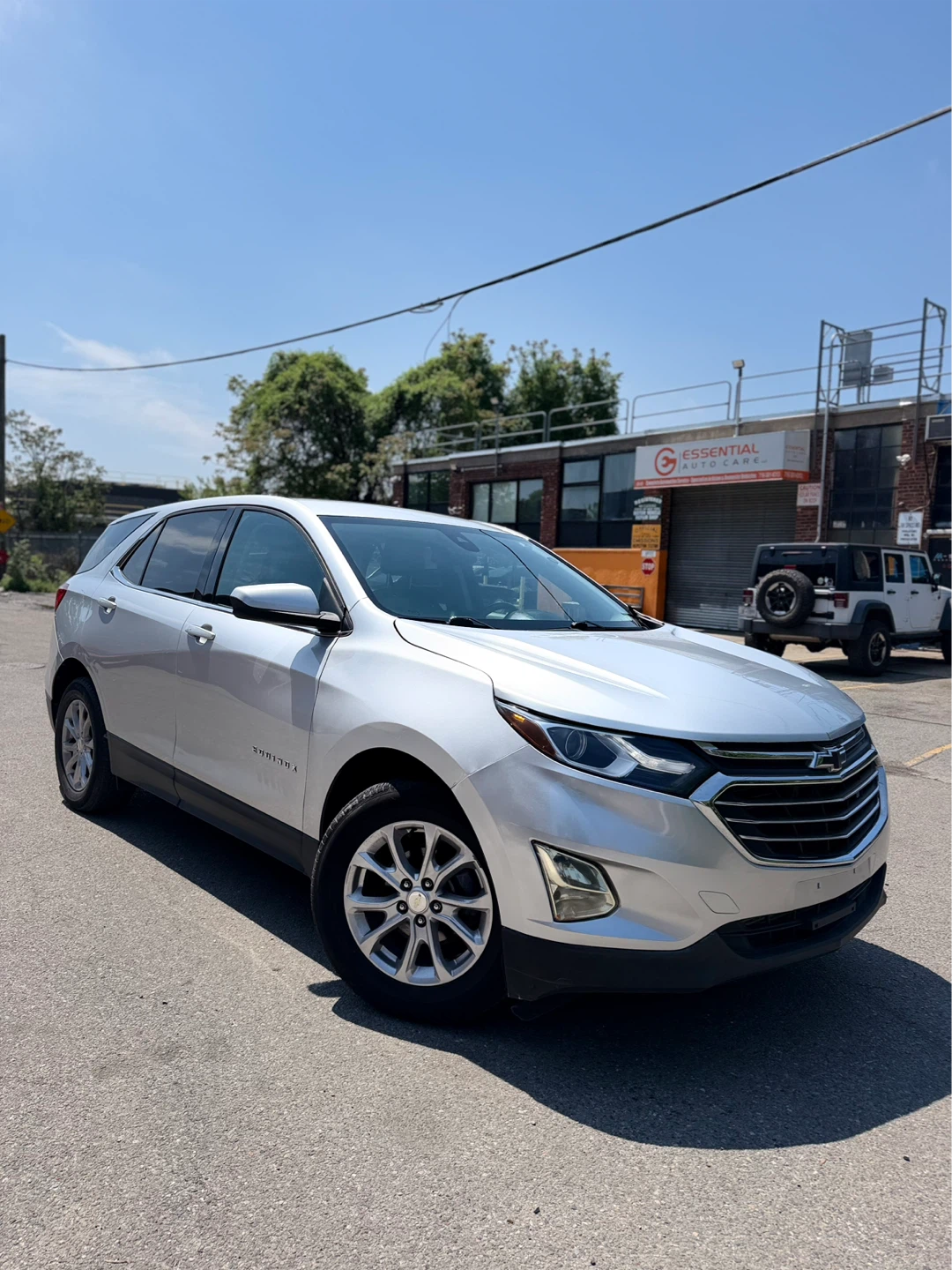 2020 Chevrolet Equinox LT Silver - photo 2