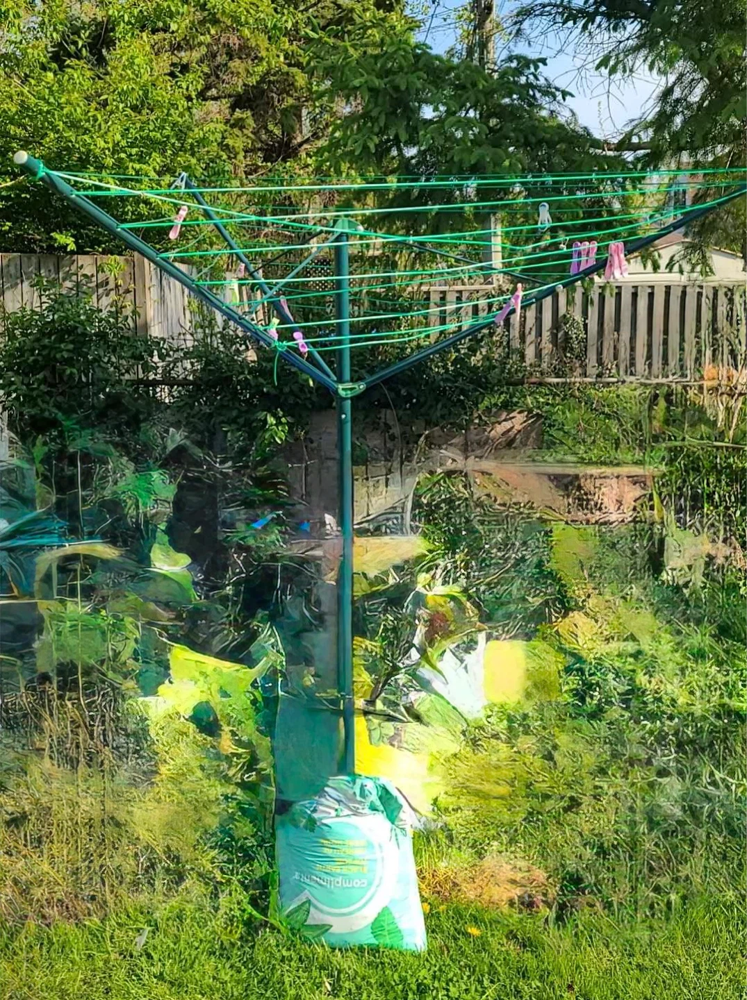 Green Rotary Clothesline Dryer