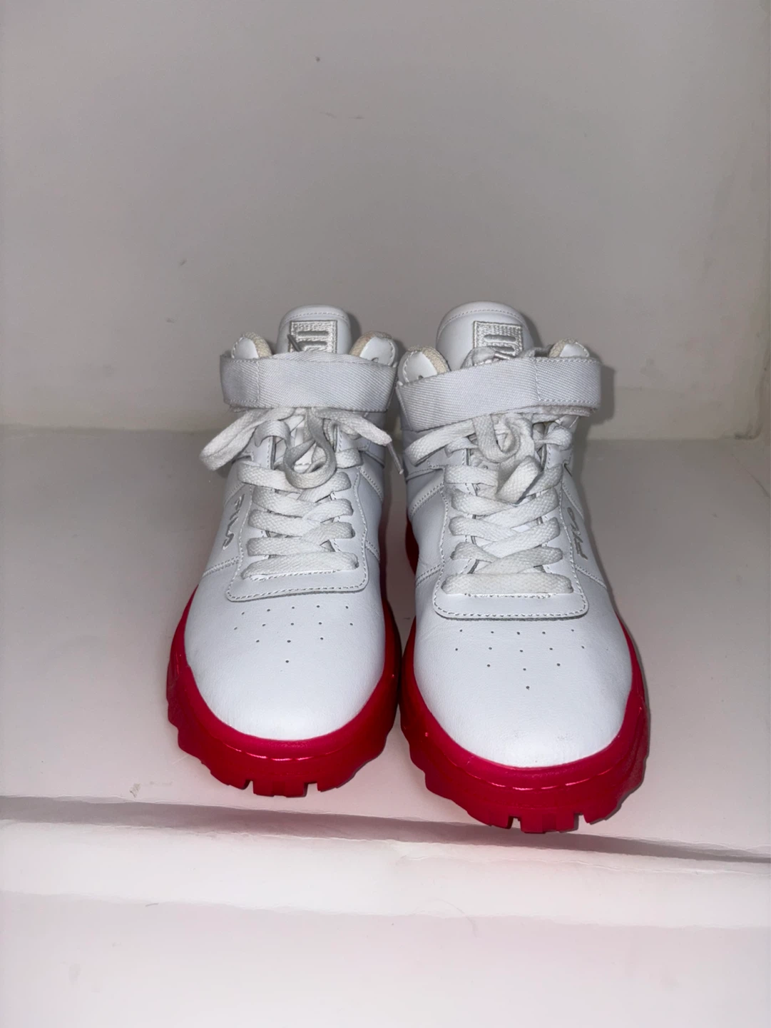 Fila Disruptor II Mid Top Sneakers White Red
