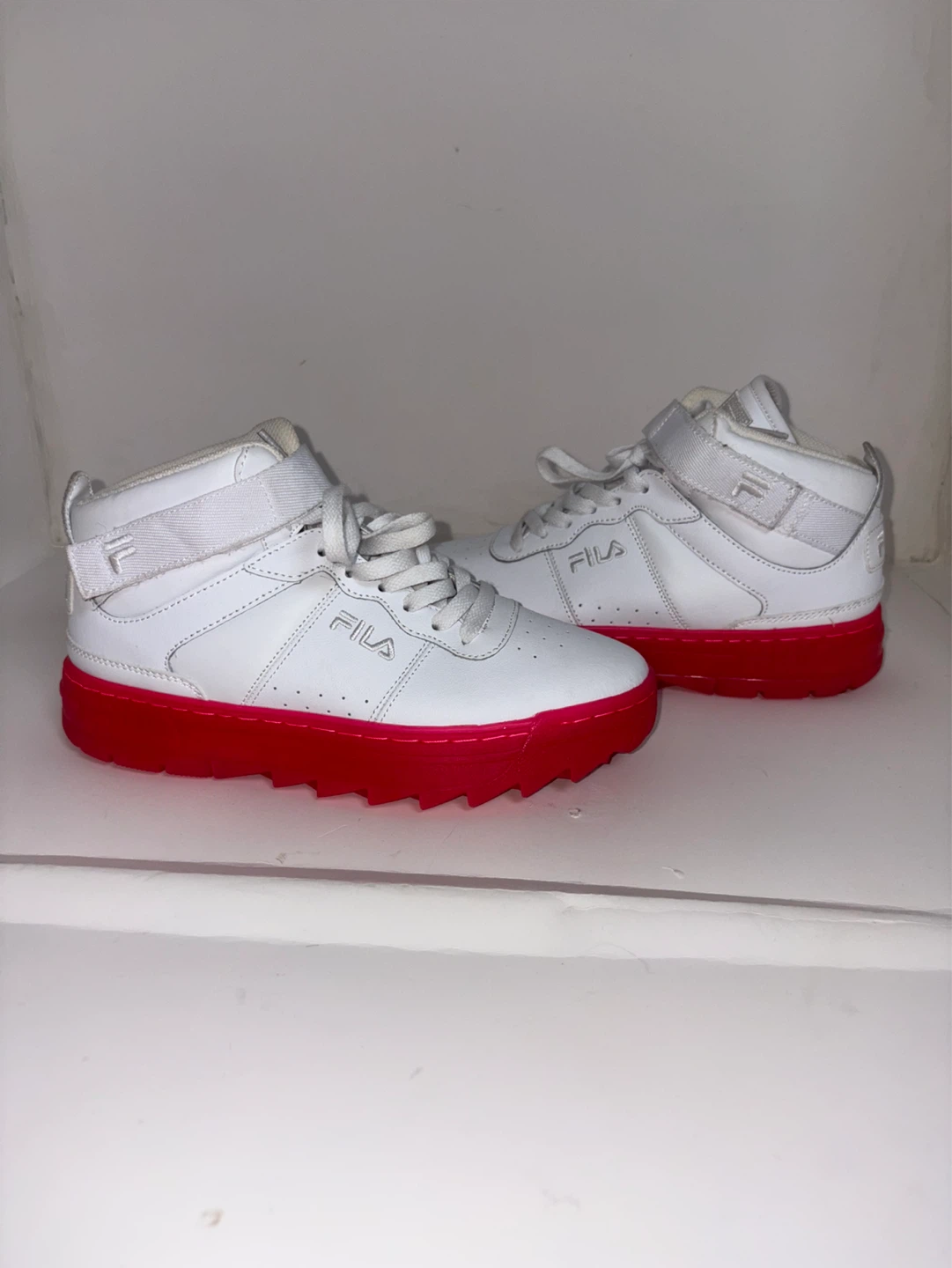 Fila Disruptor II Mid Top Sneakers White Red - photo 2