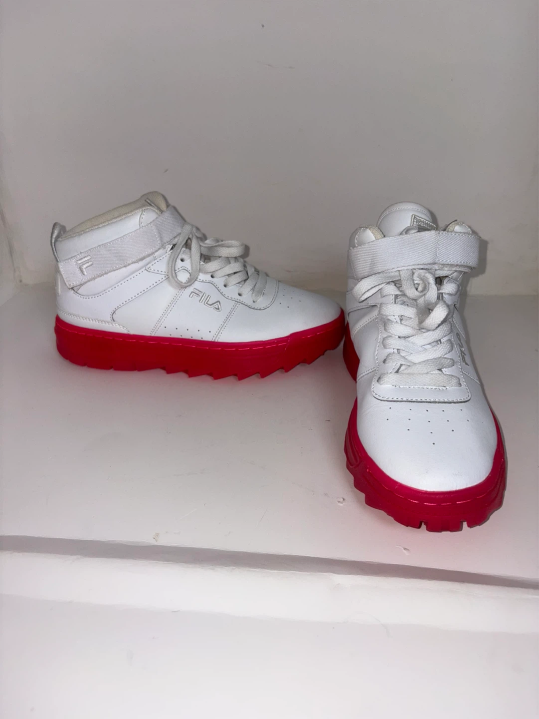 Fila Disruptor II Mid Top Sneakers White Red - photo 3