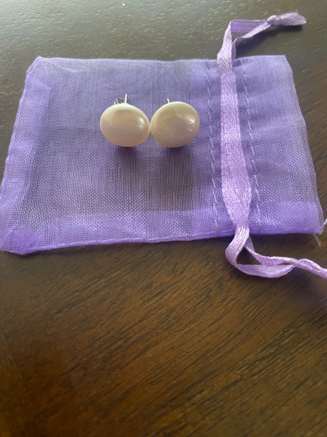 Pearl Stud Earrings with Pouch