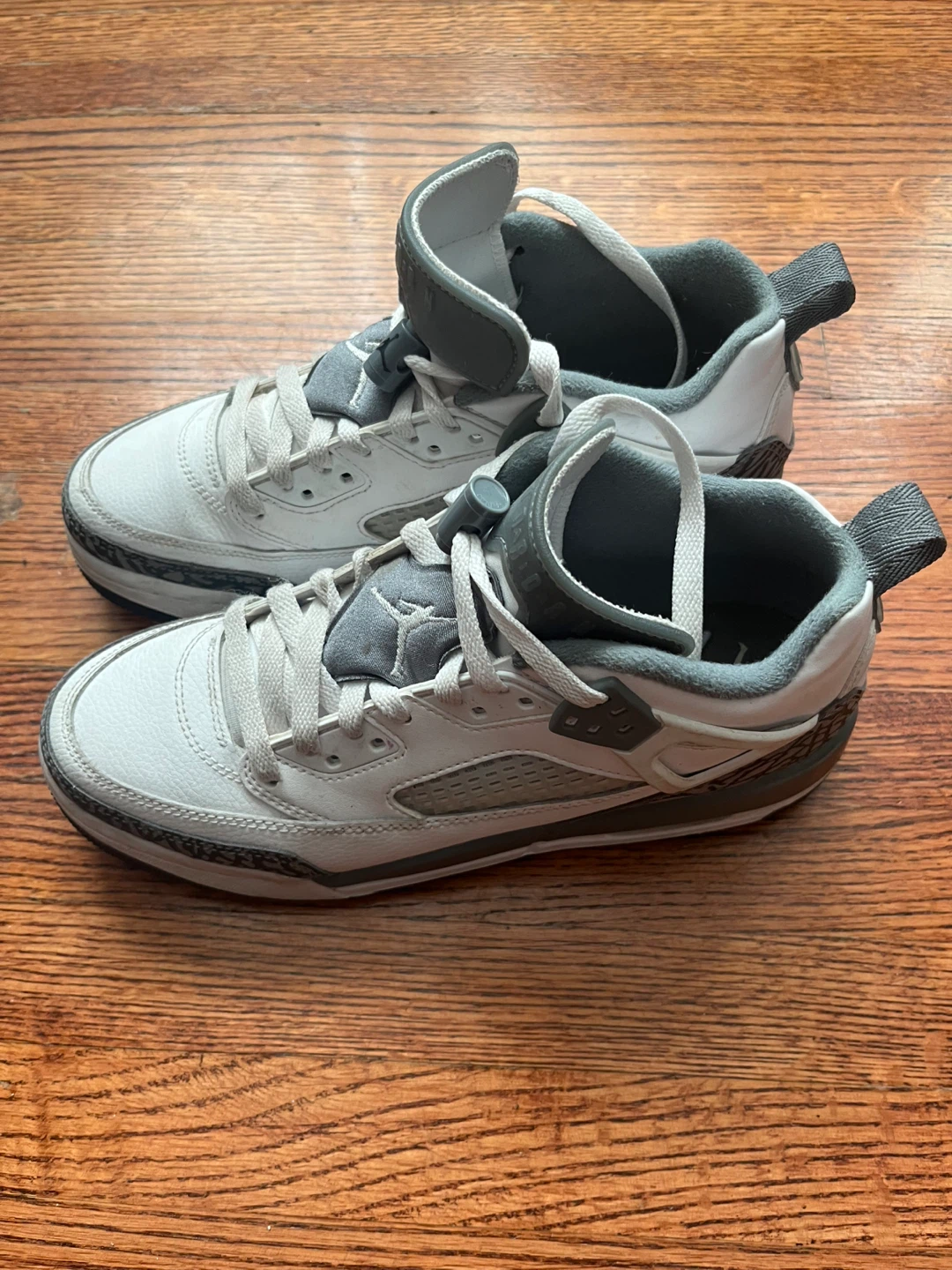 Jordan 3 Retro White Grey Shoes - photo 2
