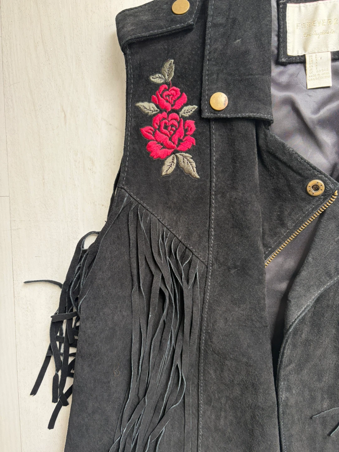Vintage Forever 21 - Black Suede Fringe Rose Embroidered Vest - photo 3