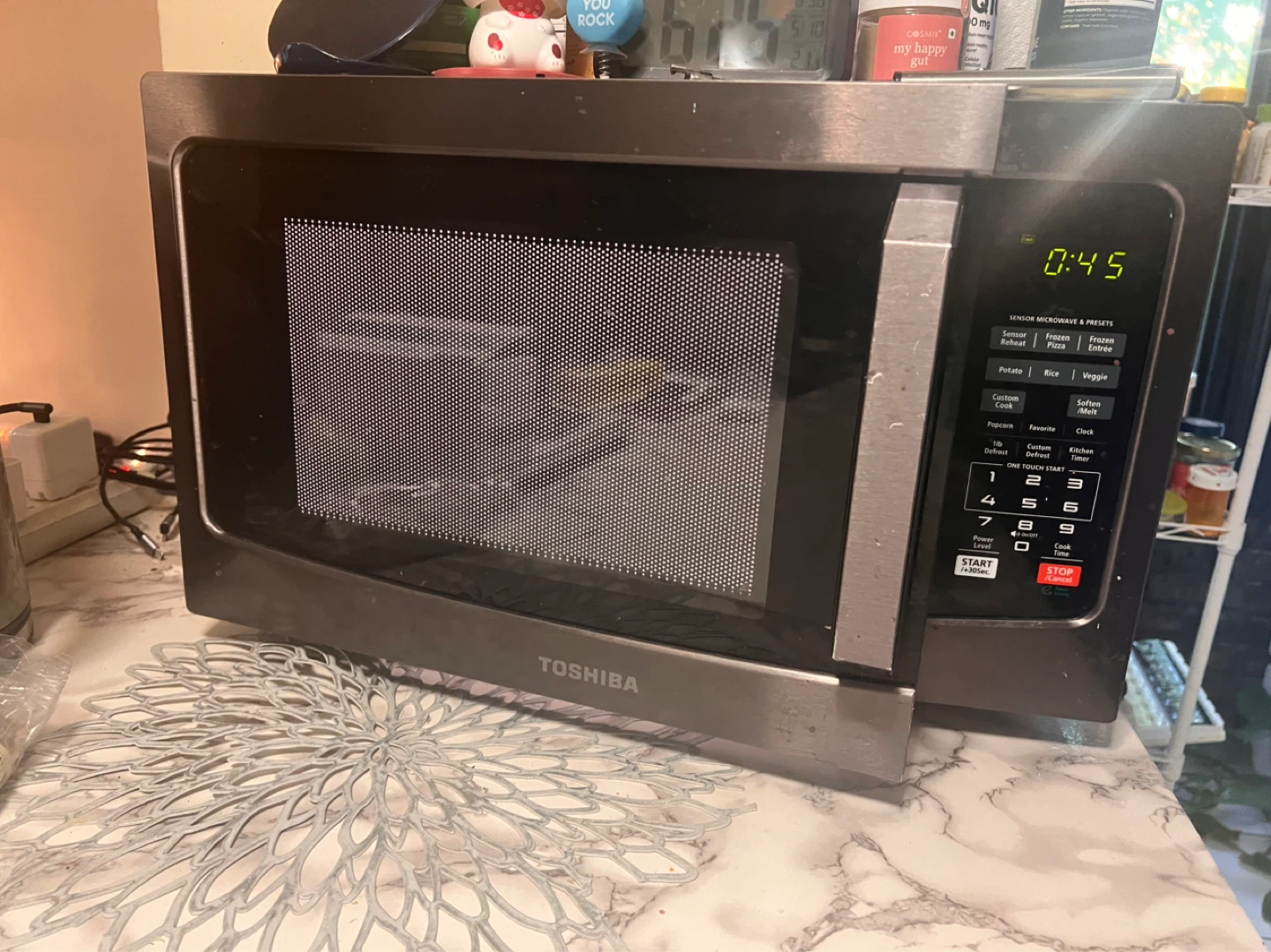 Toshiba Microwave Oven - photo 5