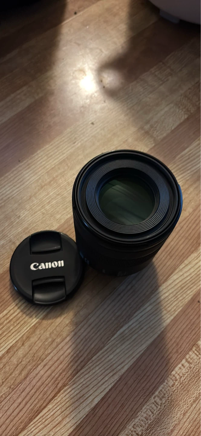 Canon rf 85 mm f2 lens