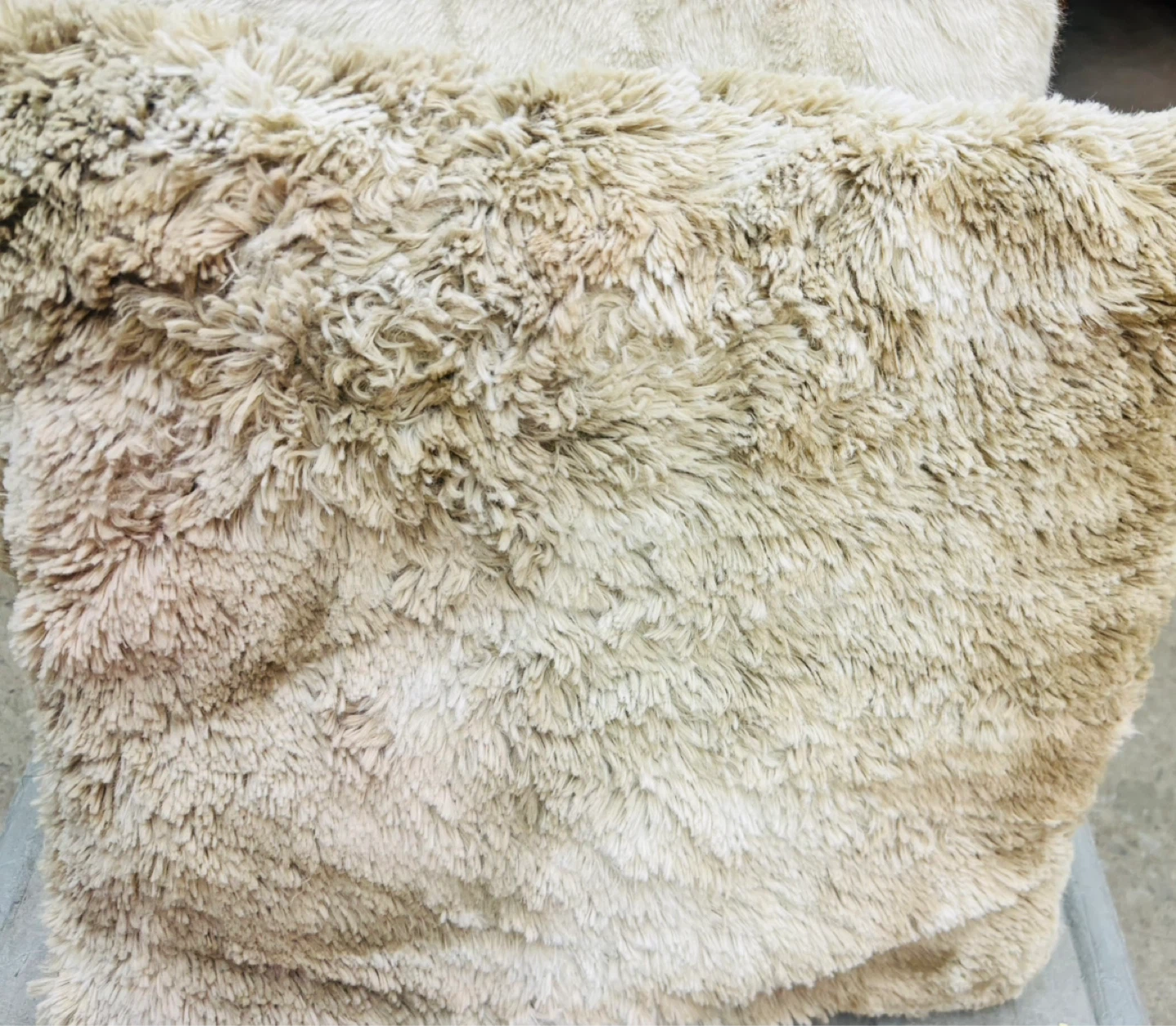 Throw/bedding accent pillows - photo 5
