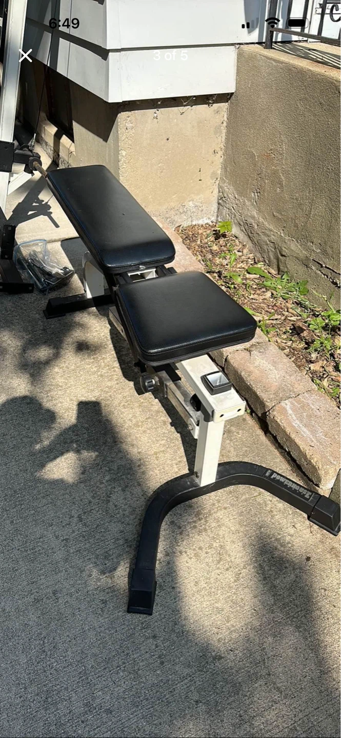 Adjustable Weight Bench and Barbell Set - standard size - photo 2