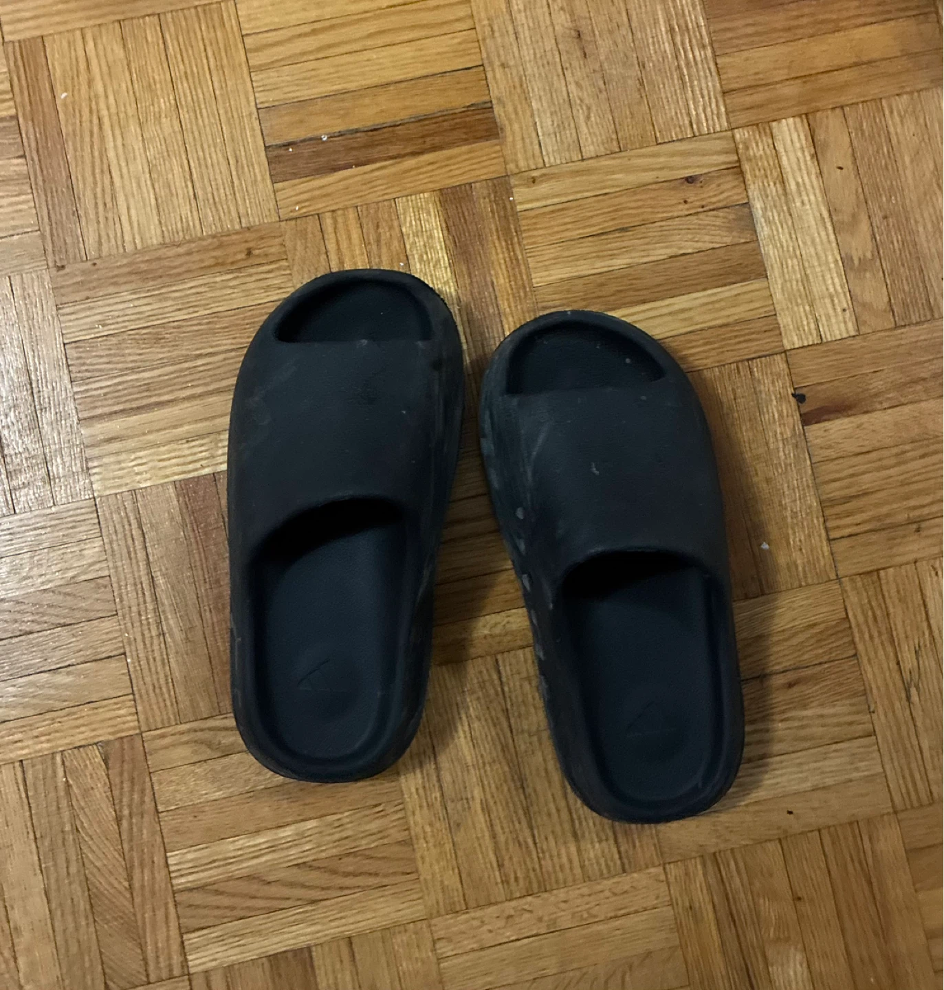 REAL Yeezy Slides