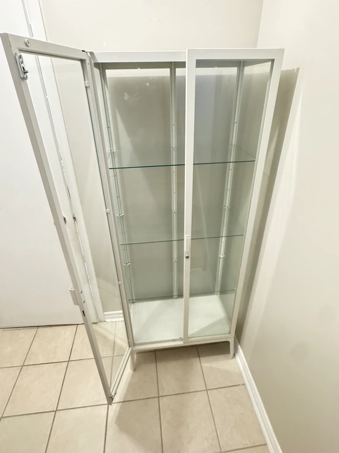 White Glass Display Cabinet - photo 3