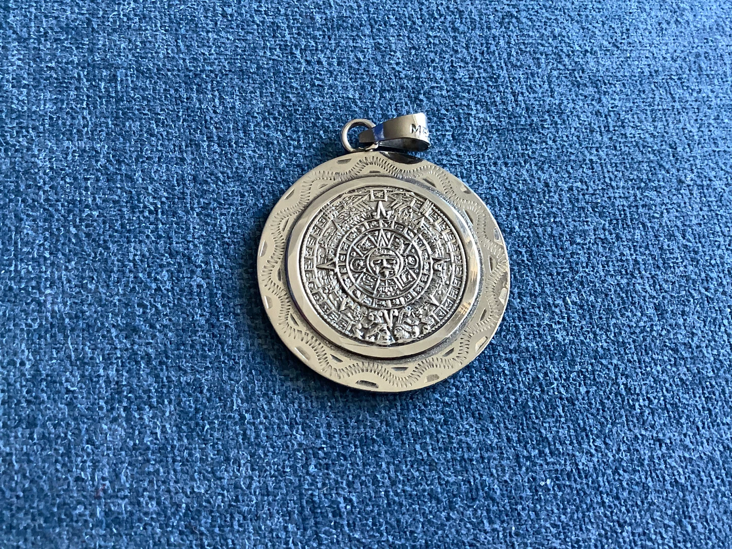 Mexican Pewter Commemorative Medallion/Amulet 🐞 - photo 4