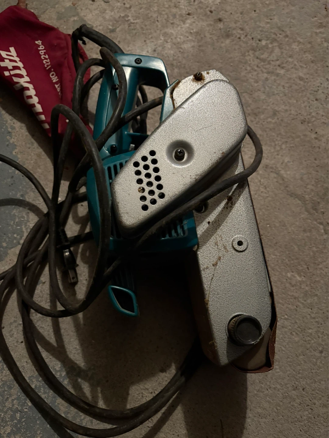 Makita Belt Sander with Dust Bag - photo 2