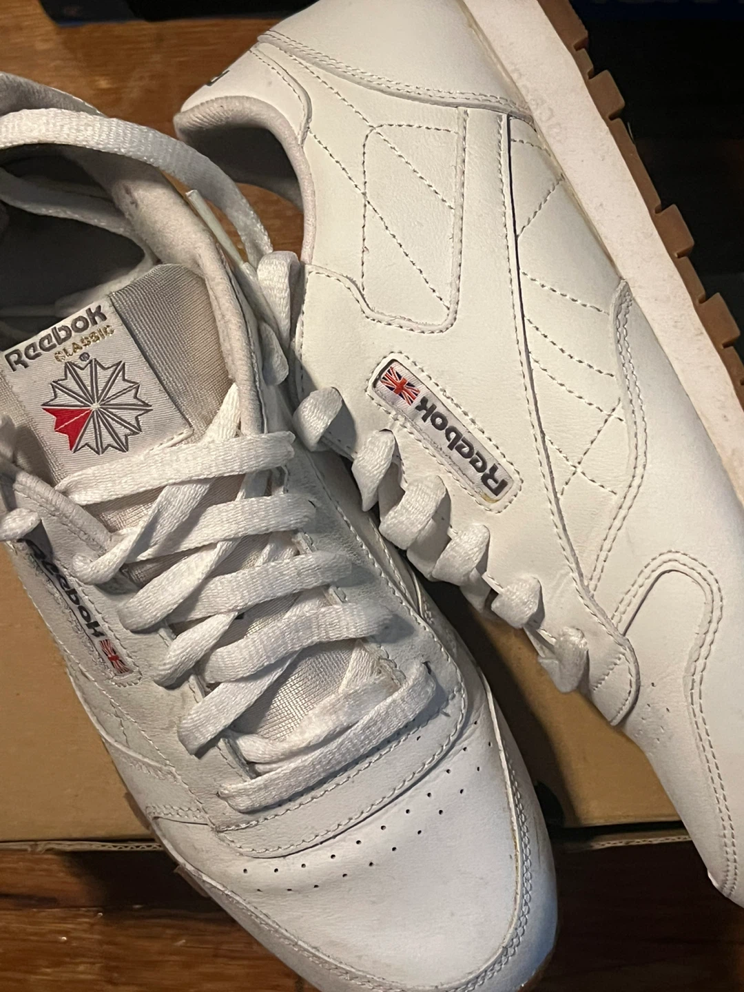 Reebok Classic White Leather Sneakers - Size 6.5