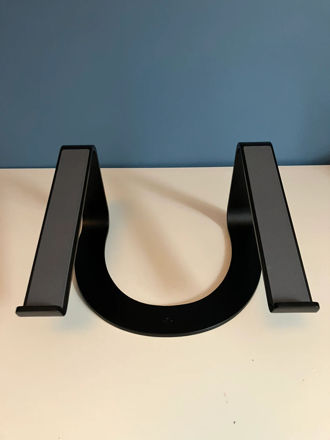 Twelve South Curve Laptop Stand - Matte Black - photo 2