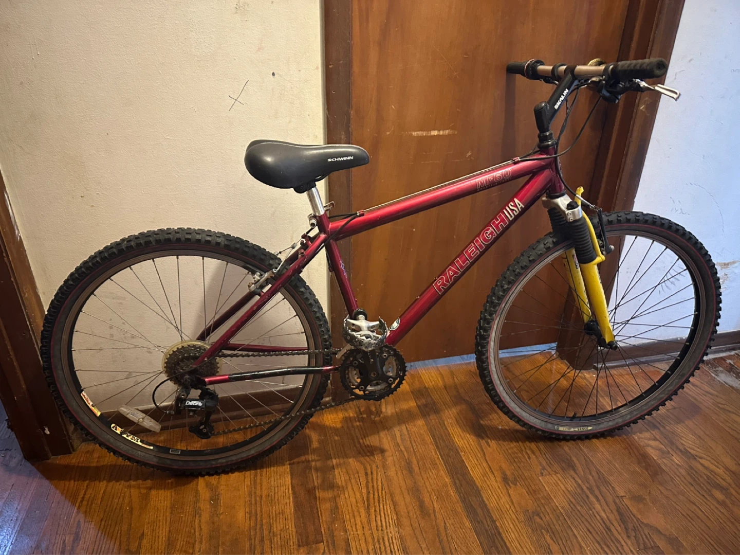 Raleigh M-50 Mountain Bike - Red 26”