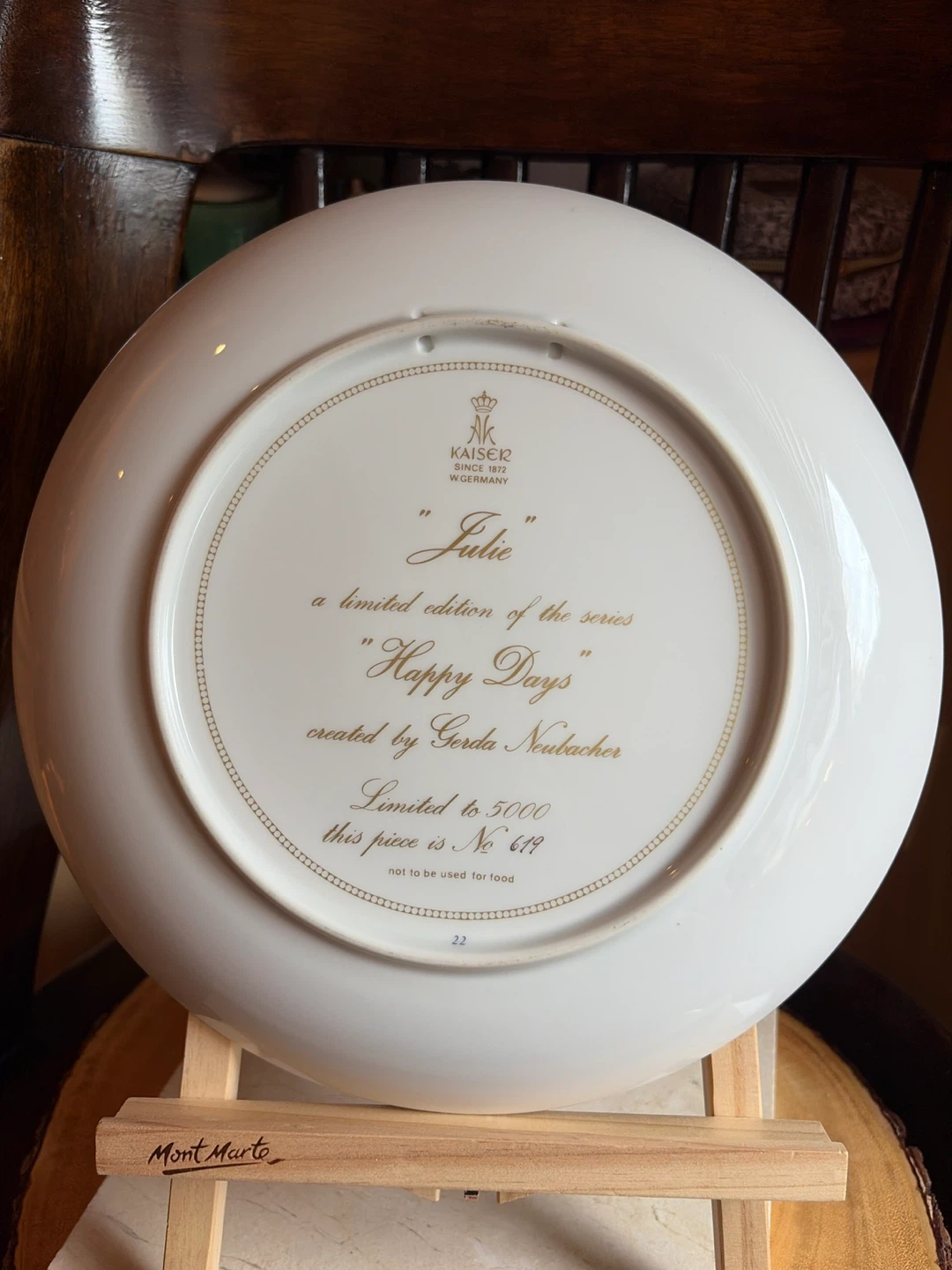 Collector Plate entitled ‘Julie from Happy Days Series’ - photo 2