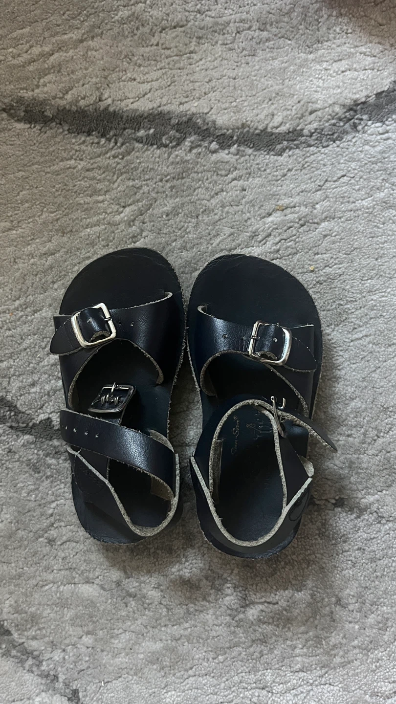 Salt Water Sandals - Navy Blue - Size 7C toddler