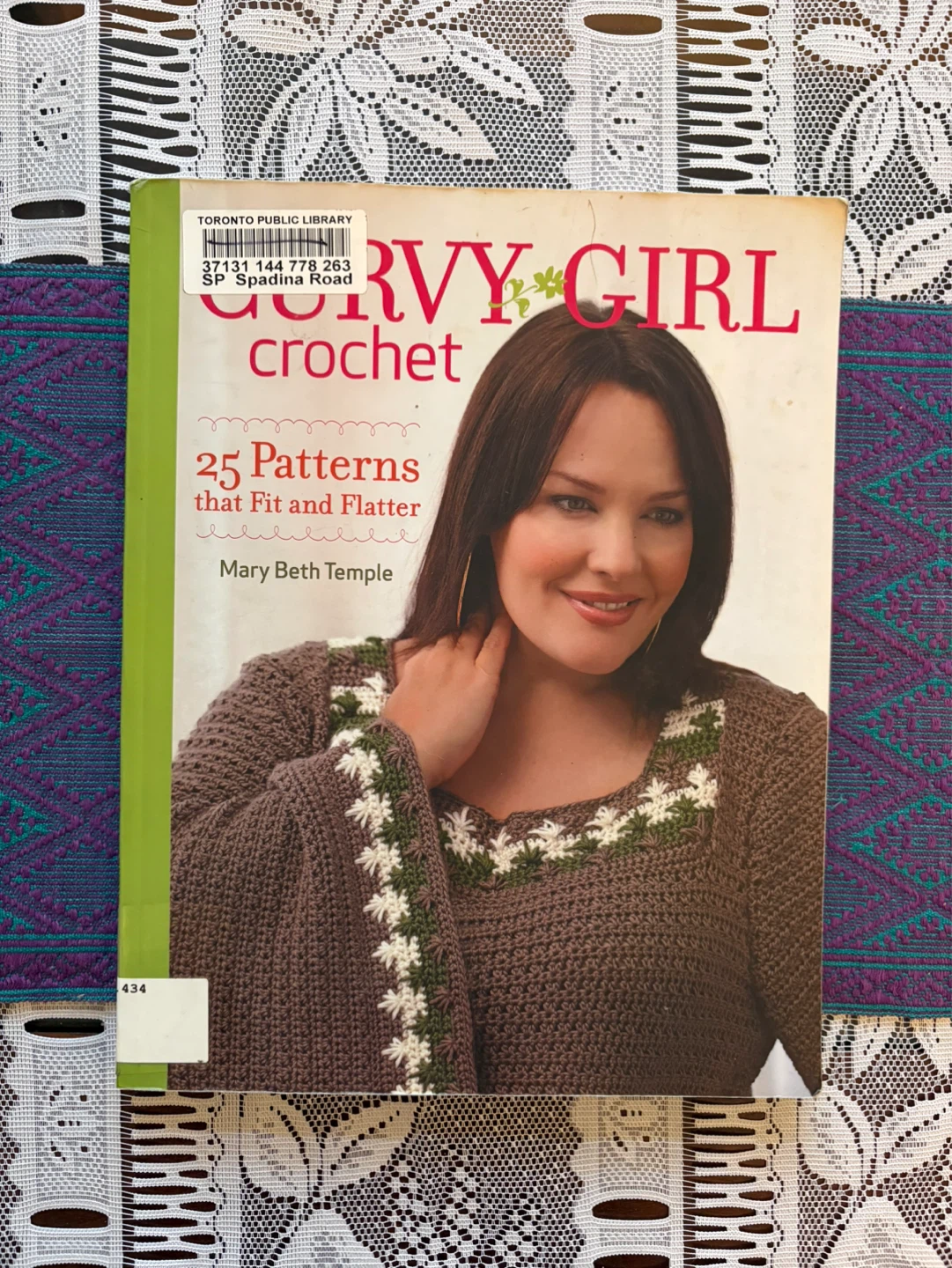 Curvy Girl Crochet Book - 25 Patterns