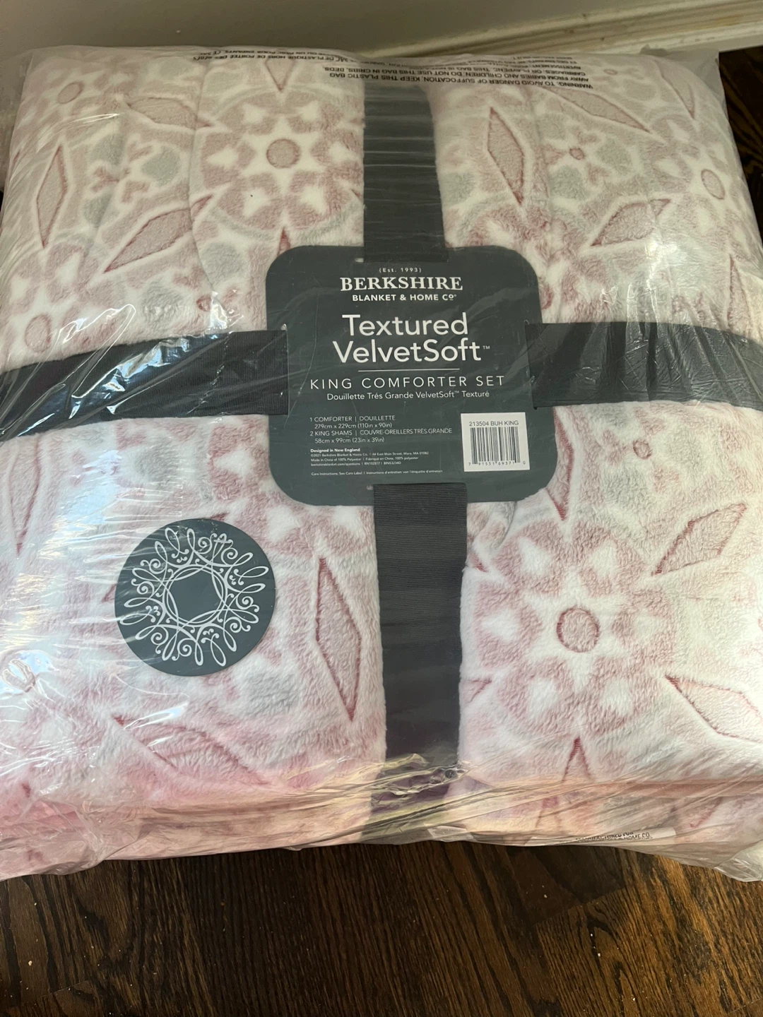 Brand new with tag king size Berkshire Blanket & Home Co.