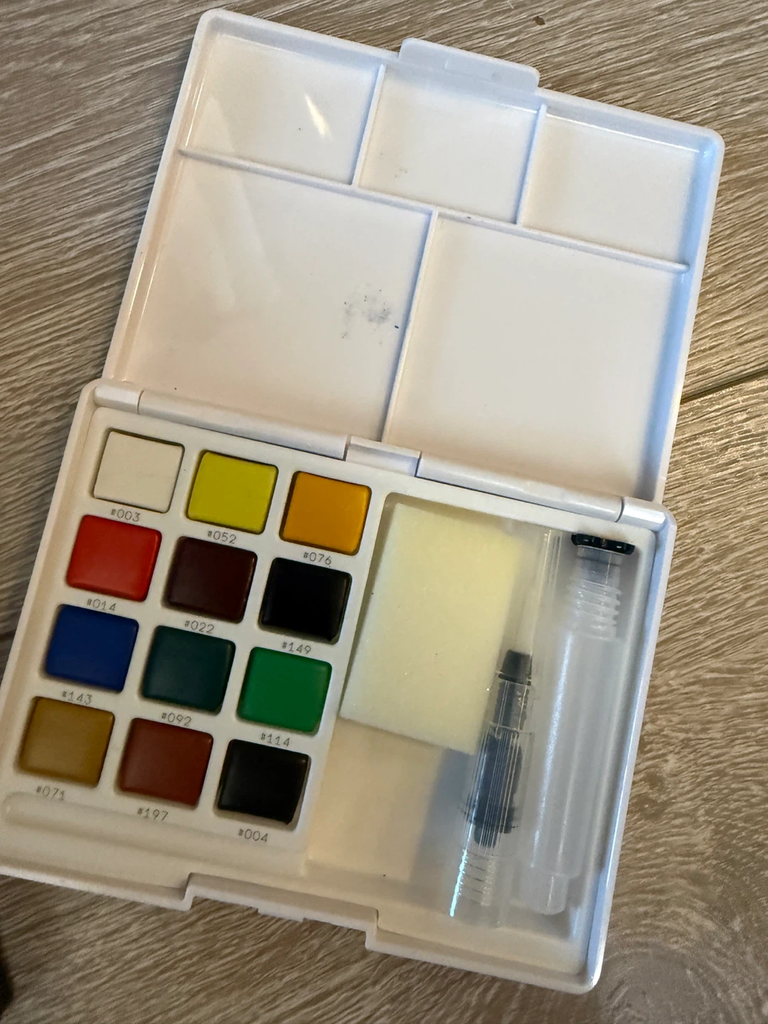 BNIB Sakura Koi Watercolour 12 Pan Field Set - photo 3