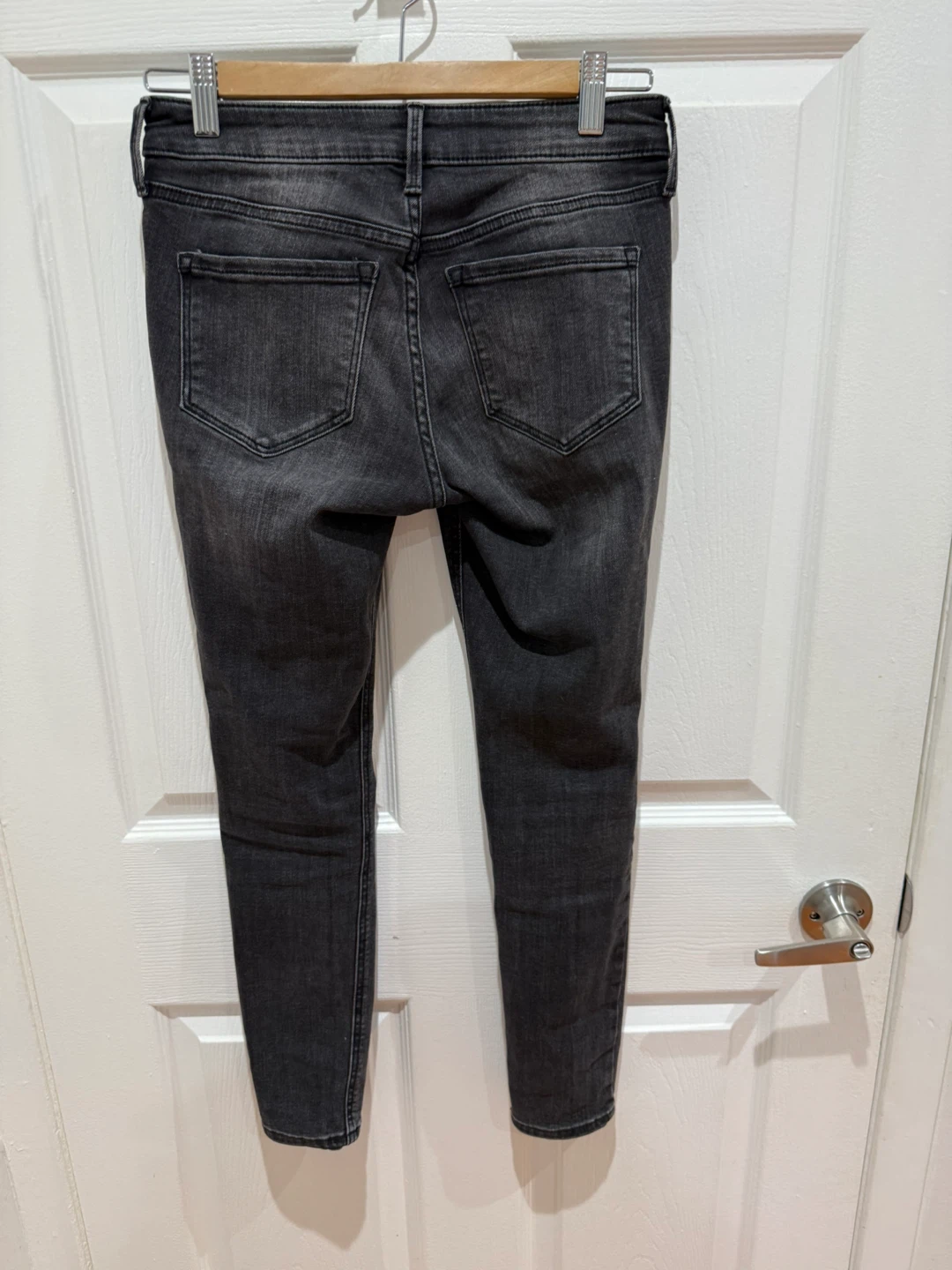 Women’s Old Navy Rockstar Super Skinny Jeans - photo 2