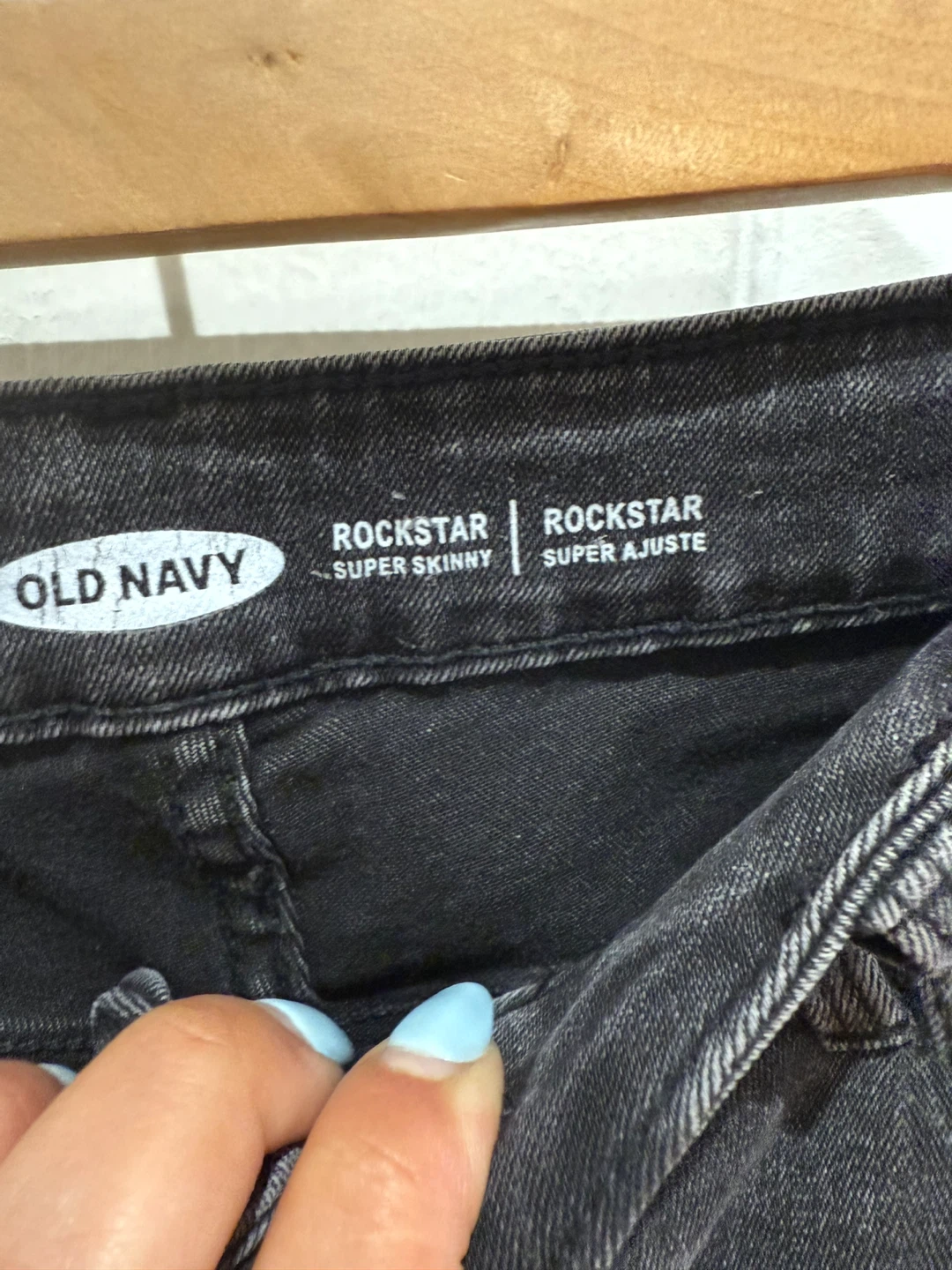 Women’s Old Navy Rockstar Super Skinny Jeans - photo 3