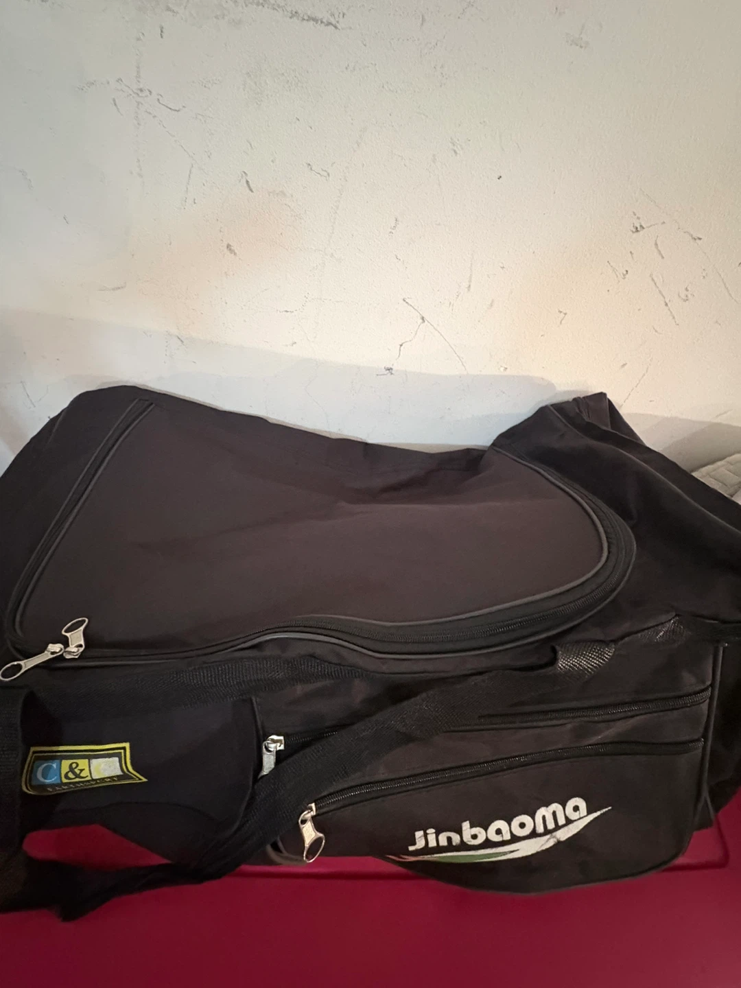 Jinbaoma Black Duffel Bag with Multiple Compartments - photo 2
