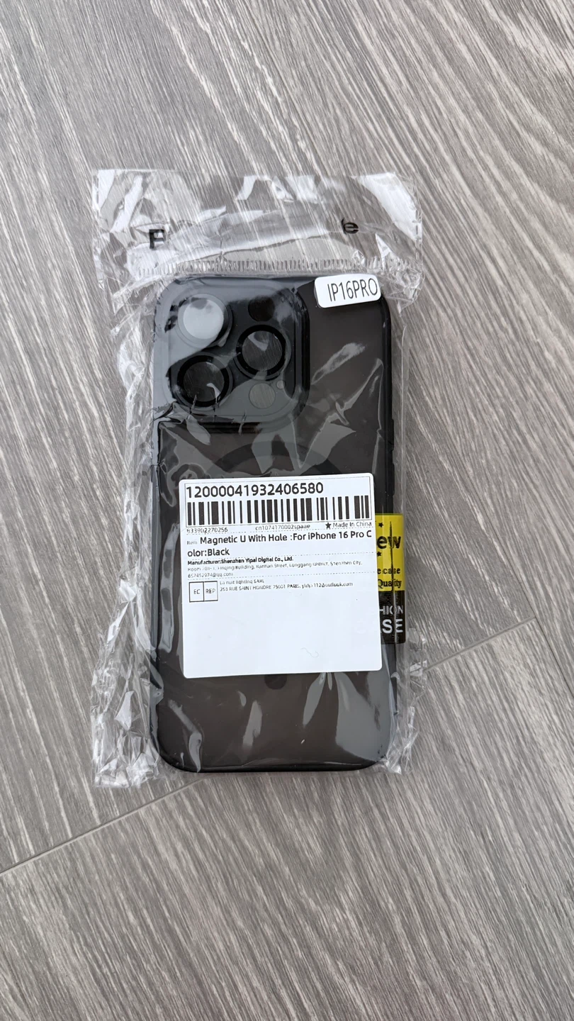 Magnetic Case for iPhone 16 Pro  - Black