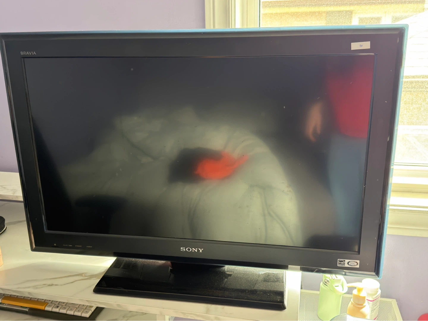 Sony BRAVIA TV 31 inch screen