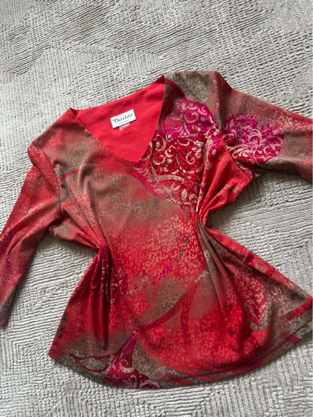 Vintage TanJay Women's V-Neck Top - photo 2