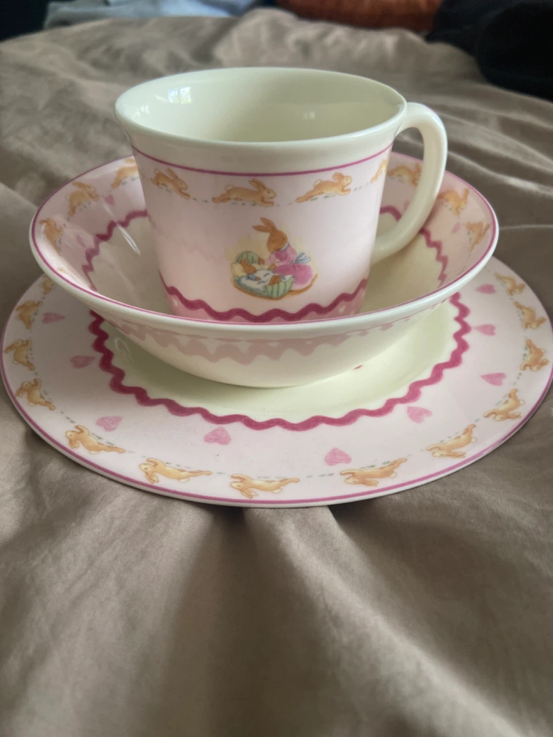 Royal Doulton Sweet Hearts Bunny Set