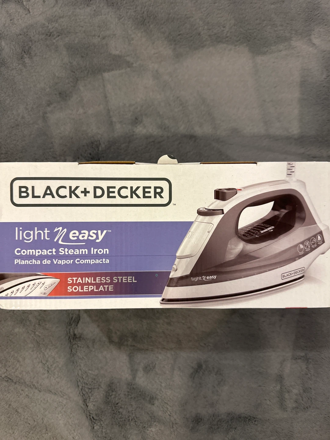 Black+Decker Light 'N Easy Compact Steam Iron - photo 2