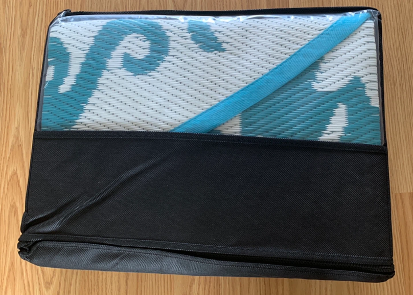 Outdoor Patio Mat with Carry Bag ,8ftx8ft, Brand New