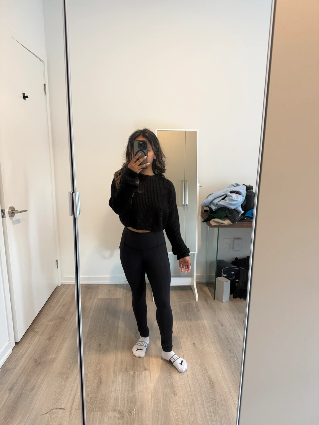 Missguided Black & Cream Cropped Knit Sweaters (Set of 2)