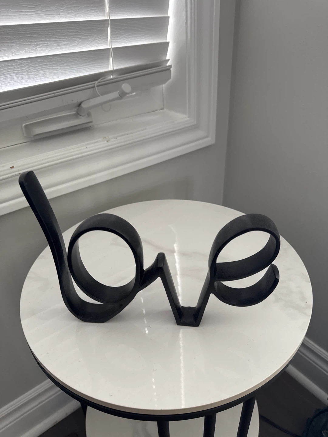 Assorted Decorative Items - photo 2