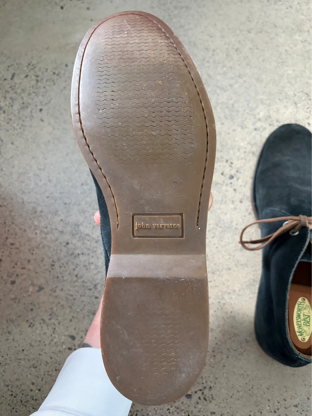John Varvatos suede chukka boots - photo 5