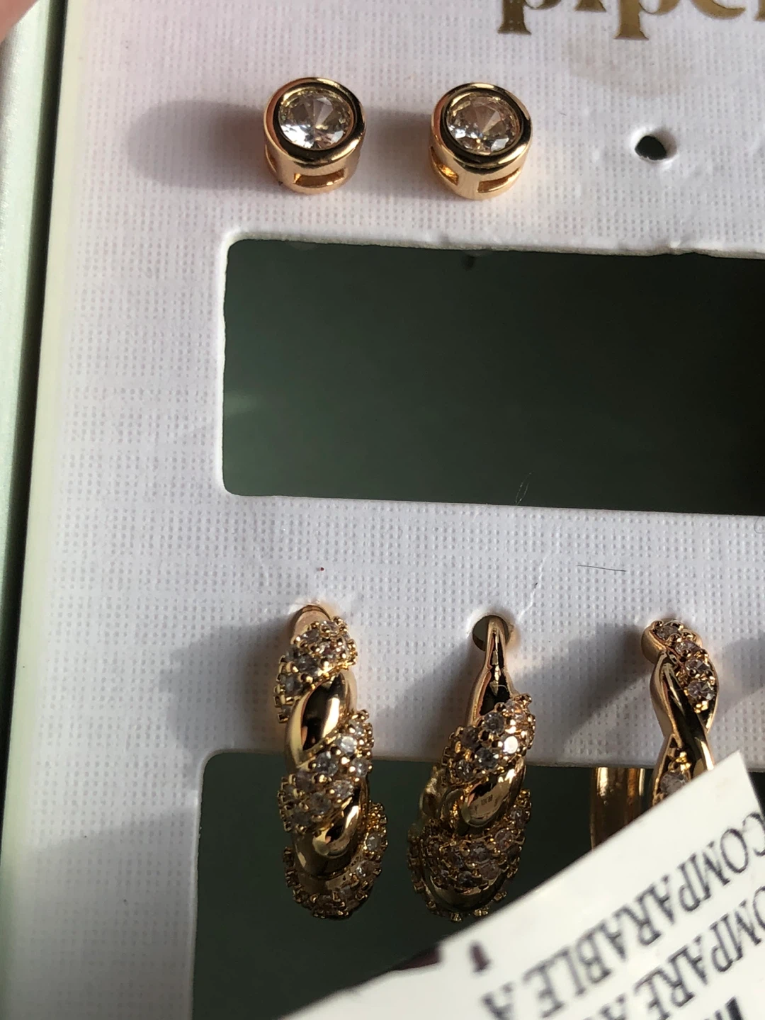 5 Sets! Piper-K Gold-Tone Crystal Earring Sets - photo 4