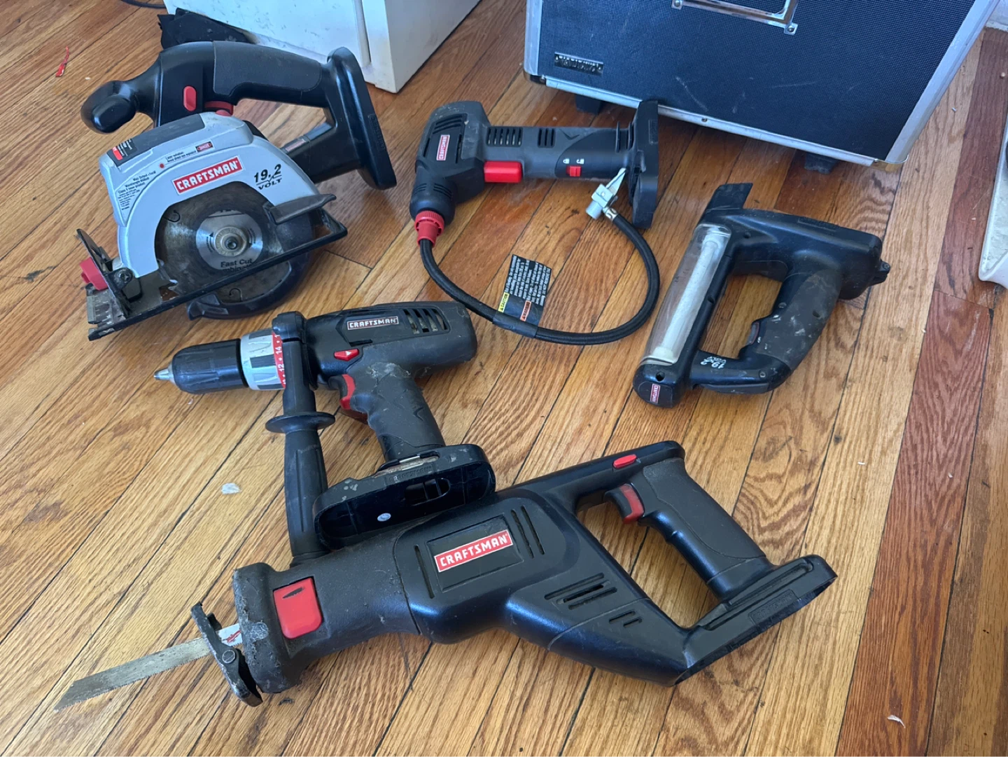 Craftsman Power Tool Lot: Circular Saw, Recip Saw, Drill & More