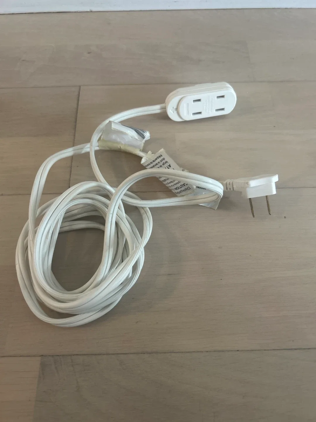Power Strip & Extensions - photo 3