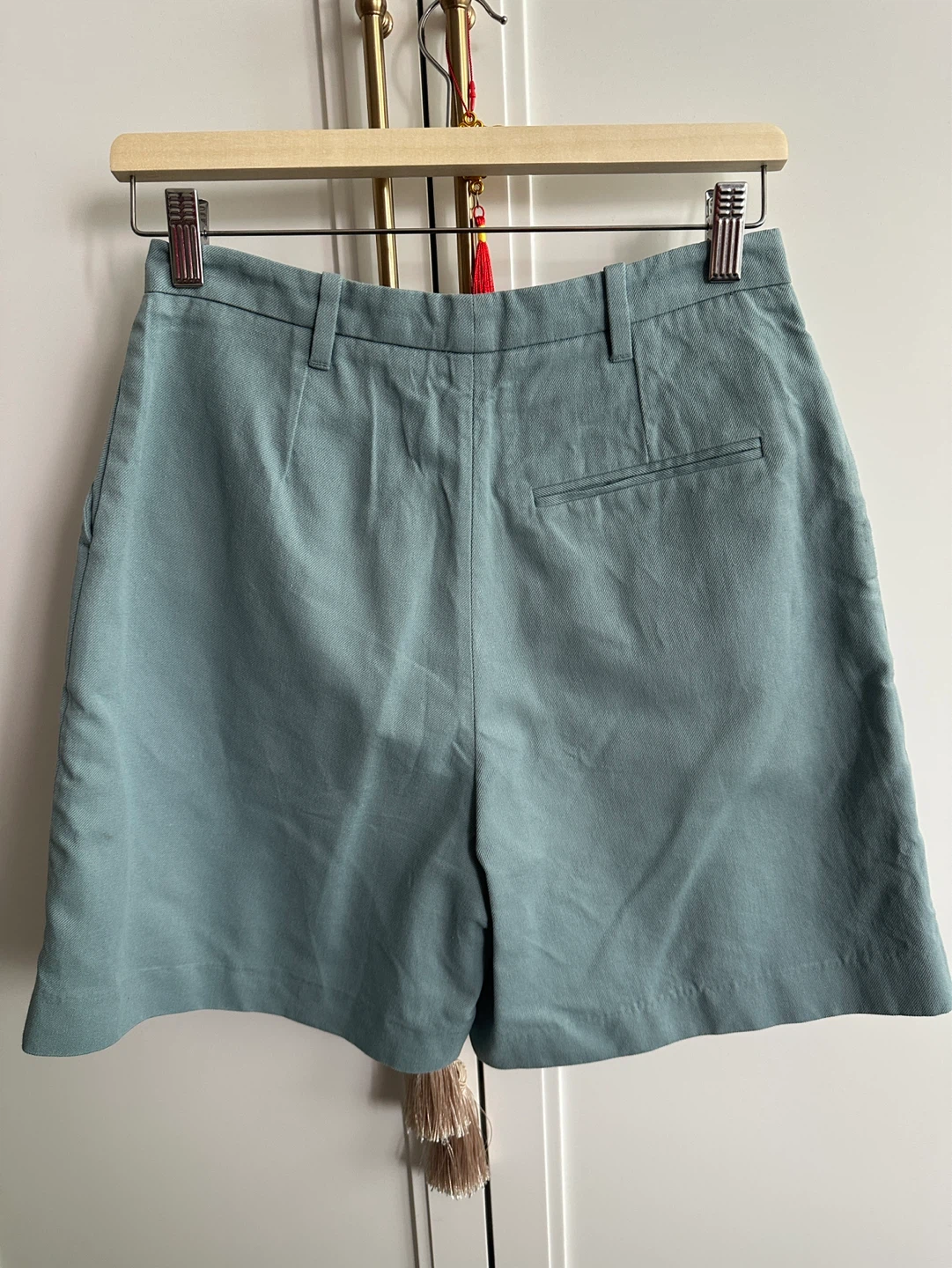 KOTN Pleated Shorts - Size 27 - photo 3