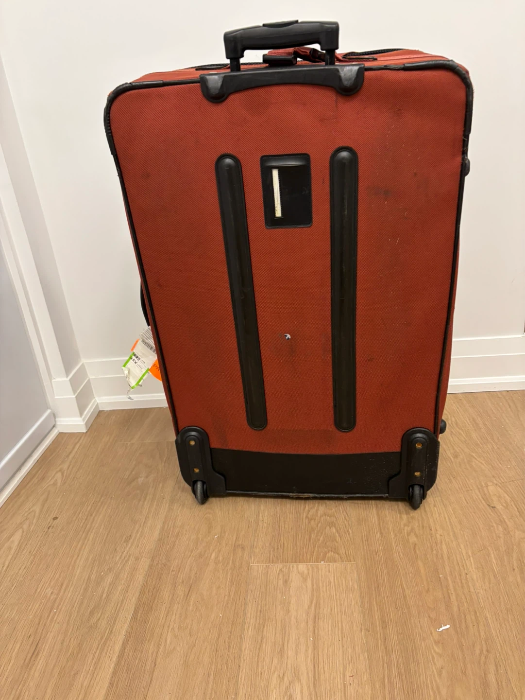 VIA Rail Canada Rolling Suitcase - photo 4