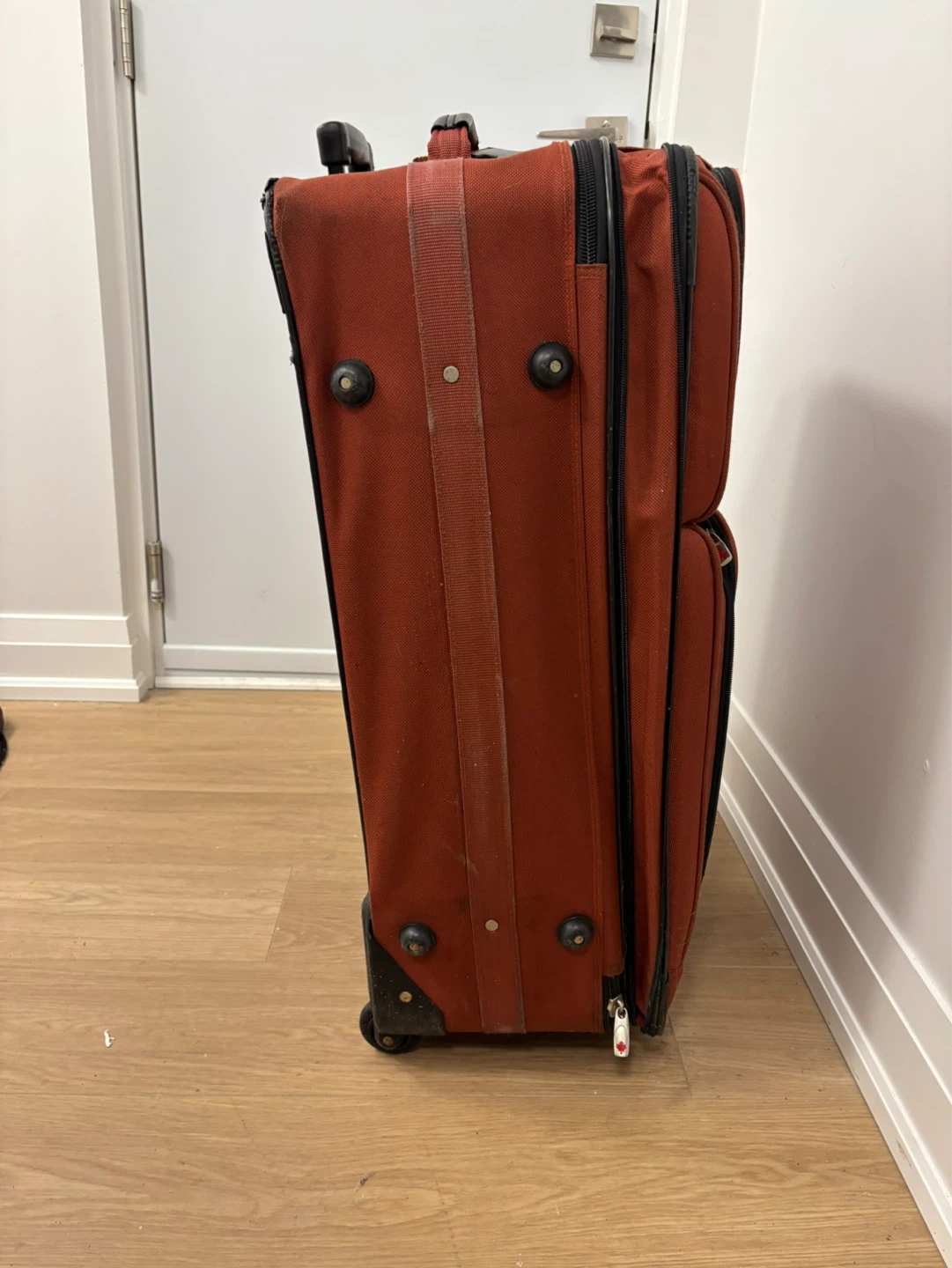 VIA Rail Canada Rolling Suitcase - photo 5
