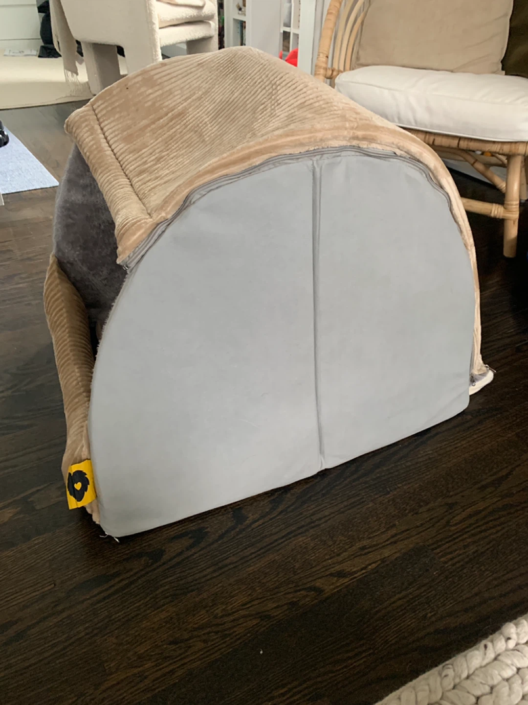 Pet Hideaway Bed - photo 2