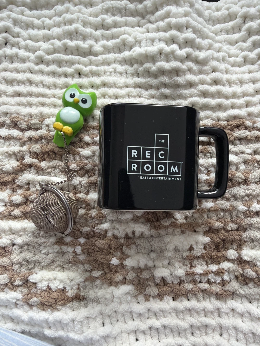Mug and a tea infuser