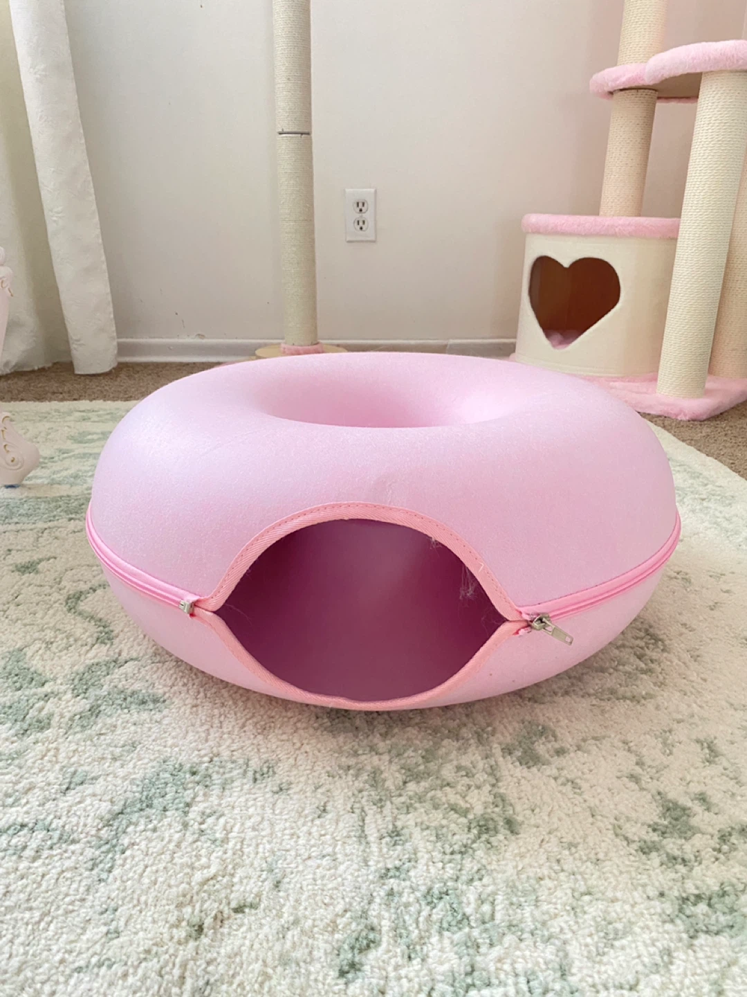 Pink Donut Cat Bed - photo 2